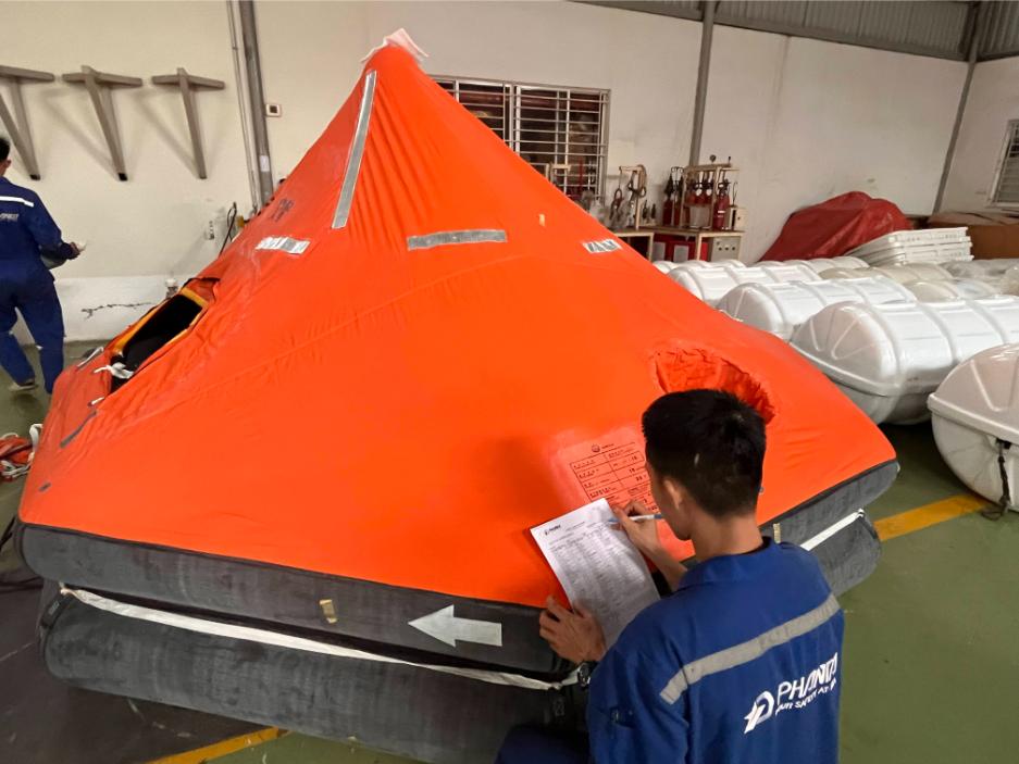 Inflatable Liferafts