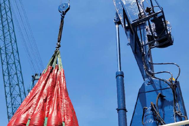 Deck crane load test